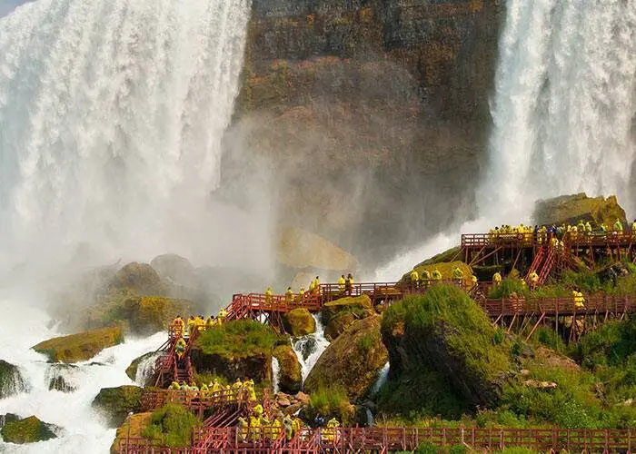 niagara falls tour restaurant