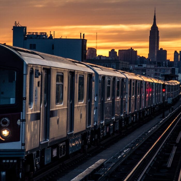 Transport From New York to Niagara Falls