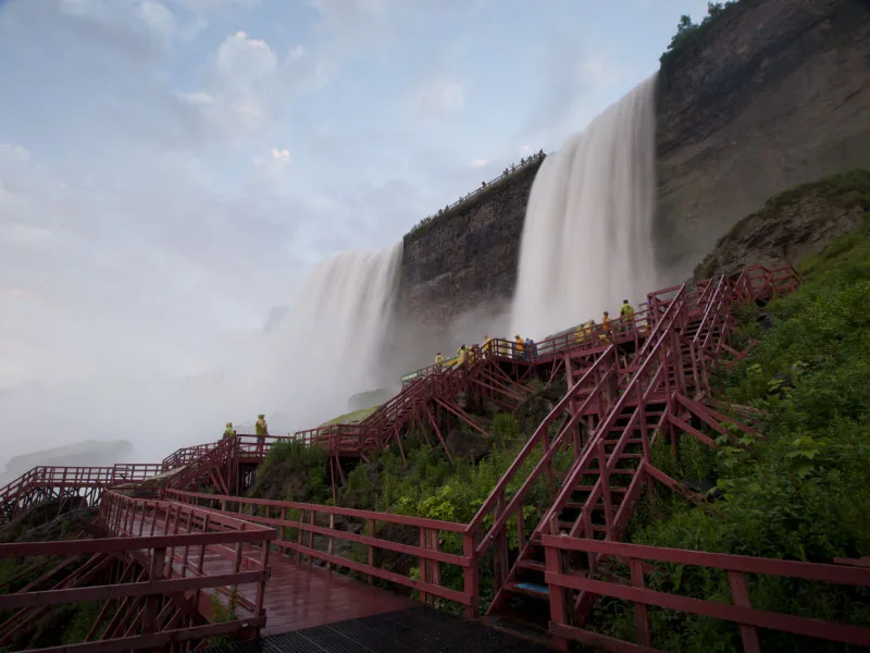Niagara Falls State Park, Cave of The Winds